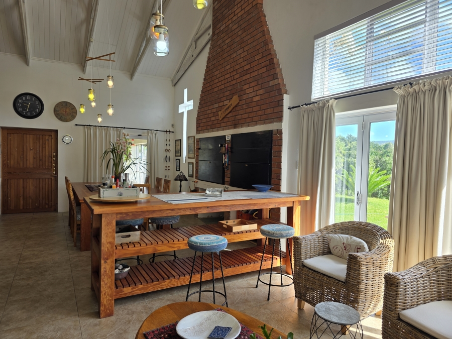 4 Bedroom Property for Sale in Boknesstrand Eastern Cape
